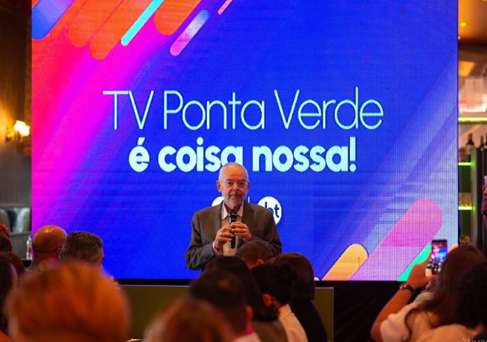 TV Ponta Verde - SBT revela nova programa&ccedil;&atilde;o e celebra crescimento exponencial