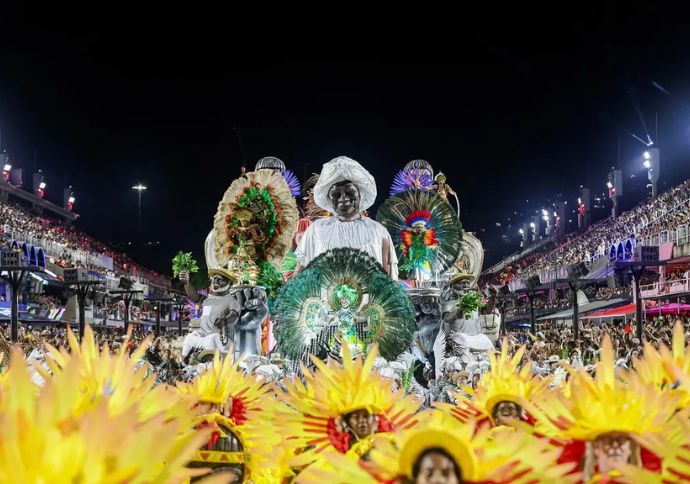 Inocentes de Belford Roxo levar&aacute; o Carnaval de Pernambuco &agrave; Sapuca&iacute;
