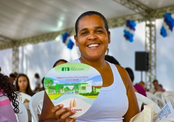 Igarassu celebra entrega do Jardim Monjope com moradia para 170 fam&iacute;lias