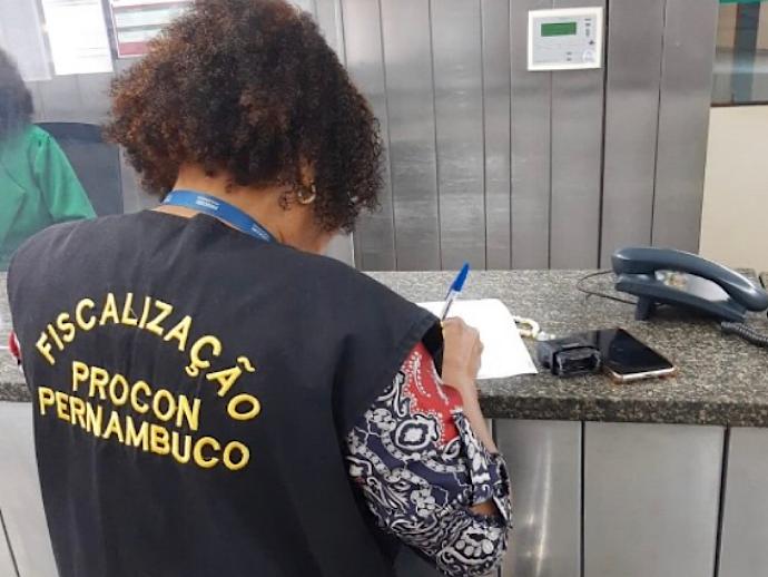 Procon Pernambuco notifica Neoenergia por oferecer empr&eacute;stimos 