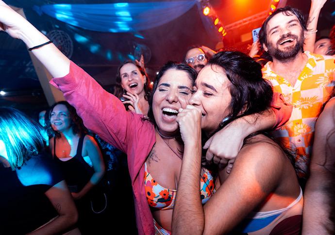 Retorno do baile da Berlinda lota Clube Bela Vista e emociona f&atilde;s 