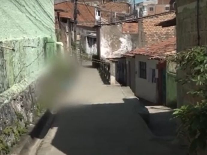 Homem &eacute; assassinado com requintes de crueldade no Jacintinho