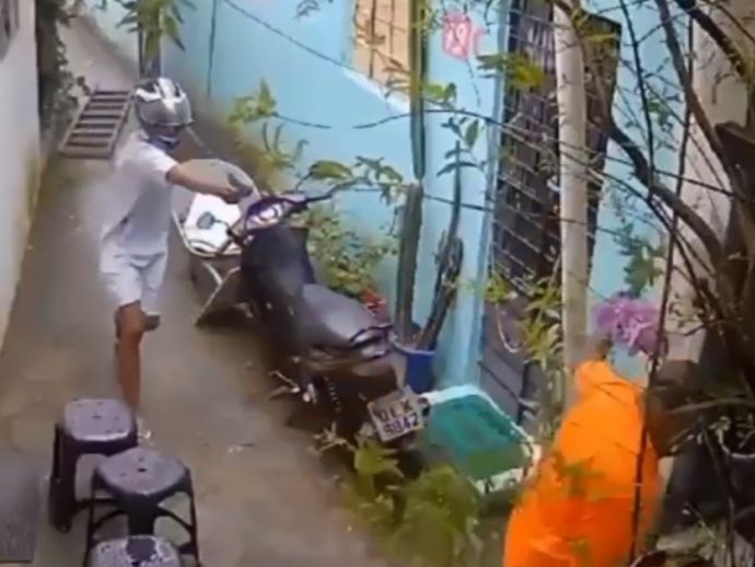 C&acirc;mera mostra momento de assassinato no Jacintinho