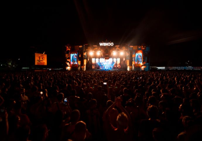 ARENA WEHOO: Mini Cidade &eacute; constru&iacute;da para receber artistas em evento anual de sucesso 