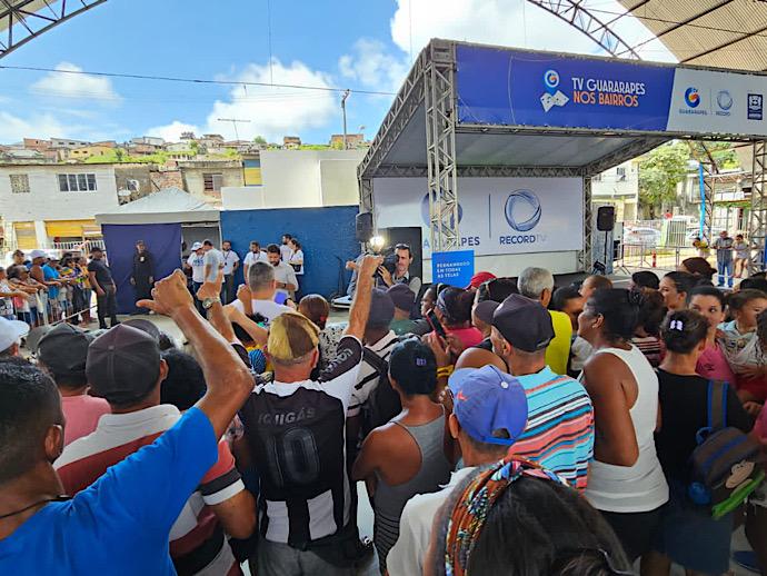 TV Guararapes nos Bairros levou servi&ccedil;os e divers&atilde;o aos moradores de Cavaleiro