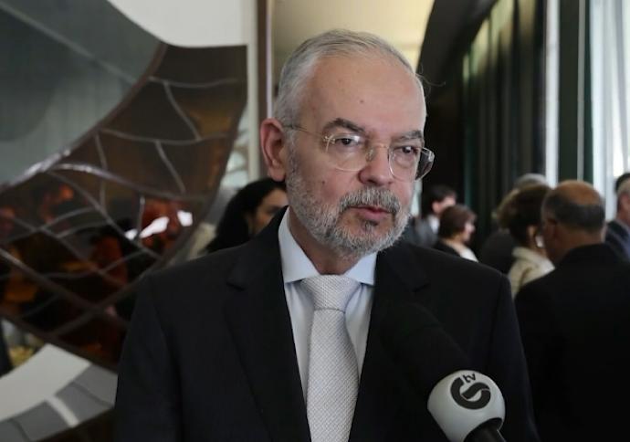 Record TV recebe homenagem aos 70 anos em sess&atilde;o solene na C&acirc;mara dos Deputados 