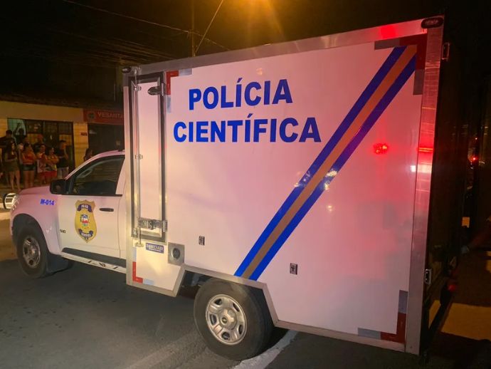 Adolescente gr&aacute;vida &eacute; morta a tiros em sua pr&oacute;pria casa em Rio Largo
