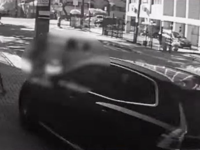 Tr&ecirc;s mulheres s&atilde;o atropeladas por um carro em Boa Viagem