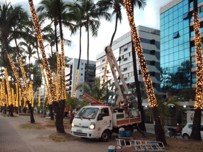 Macei&oacute; se ilumina para as festas de fim de ano 