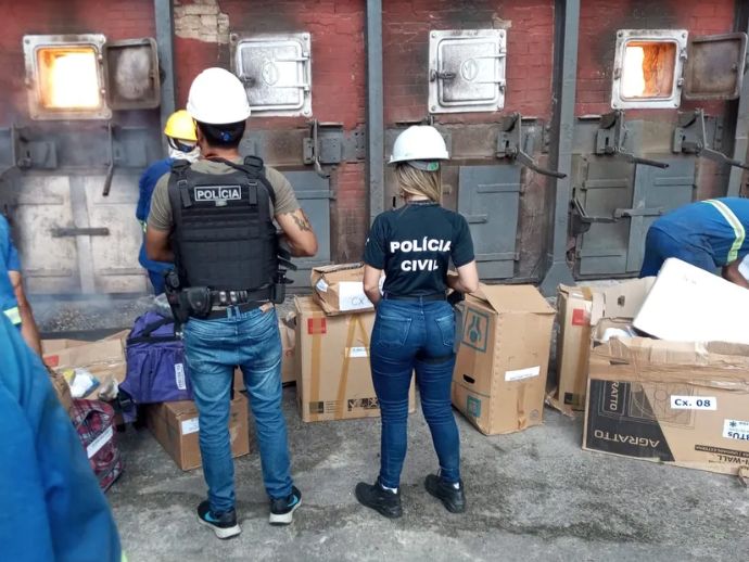 Pol&iacute;cia Civil incinera 1,1 tonelada de drogas avaliada em R$ 8 milh&otilde;es