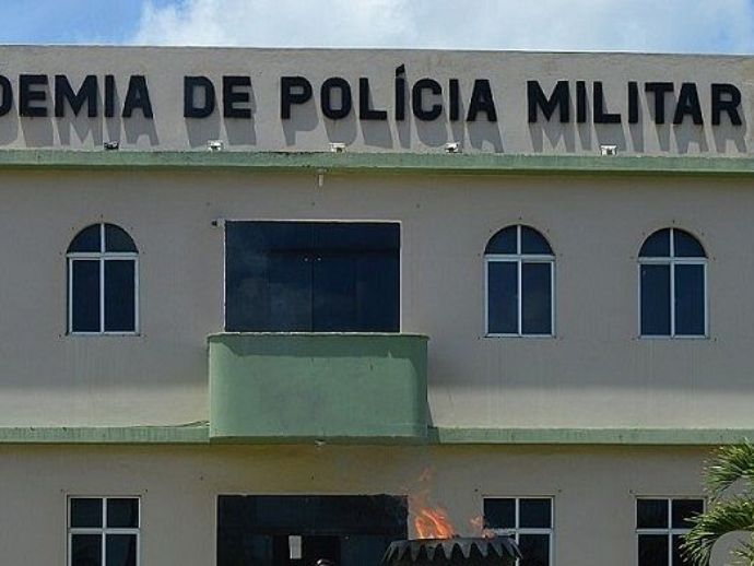 Policial Militar de Alagoas &eacute; expulsa da corpora&ccedil;&atilde;o sob acusa&ccedil;&otilde;es de integrar organiza&ccedil;&atilde;o criminosa