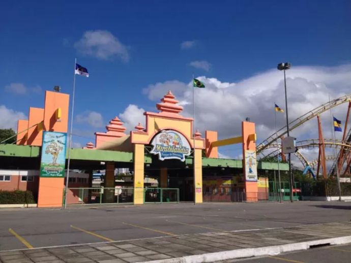 Mirabilandia reabre ap&oacute;s interdi&ccedil;&atilde;o pelo Procon-PE por acidente grave em brinquedo
