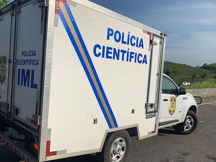 Homem &eacute; morto ap&oacute;s criminoso sacar arma de caixa de isopor