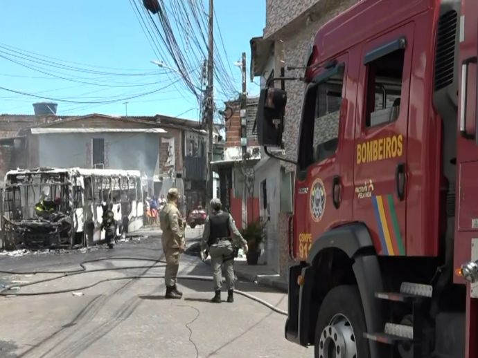 Moradores e rodovi&aacute;rios reclamam da falta de seguran&ccedil;a no Alto Jos&eacute; Bonif&aacute;cio 