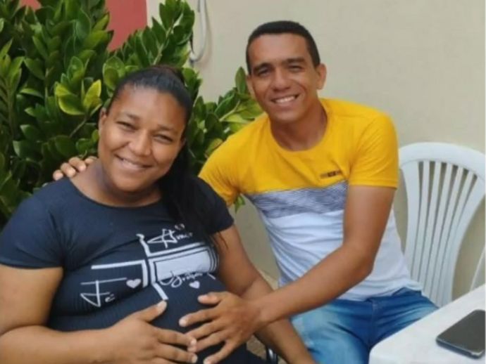 Mulher gr&aacute;vida perde os filhos ap&oacute;s suposta neglig&ecirc;ncia do Hospital da Mulher do Recife