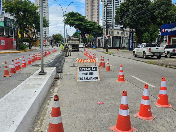 Obra da Compesa altera tr&acirc;nsito na Av. Norte a partir desta sexta (12)