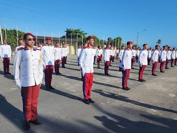 Estudantes do Col&eacute;gio da Pol&iacute;cia Militar se destacam em sele&ccedil;&atilde;o para interc&acirc;mbio na Inglaterra