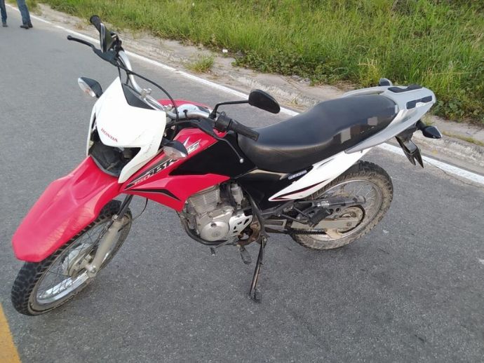 Mulher morre ap&oacute;s ser atropelada por uma moto na BR-232