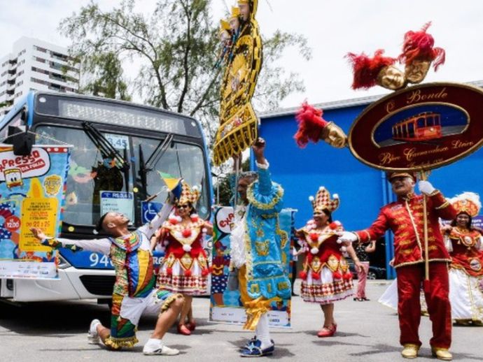 CARNAVAL 2024: Expresso da Folia, confira pre&ccedil;os e hor&aacute;rios de circula&ccedil;&atilde;o dos &ocirc;nibus