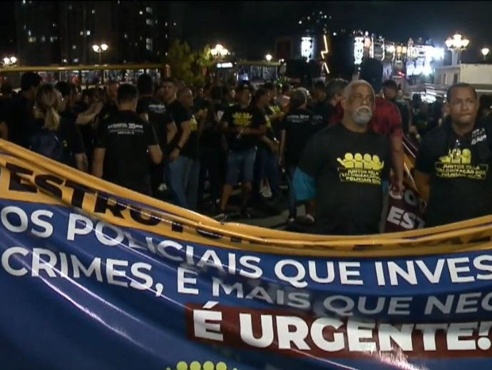 Pol&iacute;cia Civil de Pernambuco realiza ato por melhores condi&ccedil;&otilde;es de trabalho