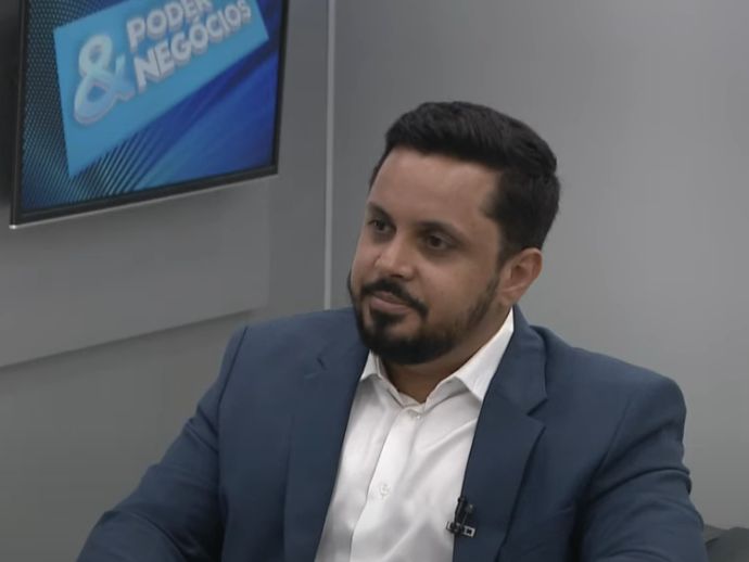 PODER E NEG&Oacute;CIOS: Um papo sobre Direito Imobili&aacute;rio com Andr&eacute; Portela 