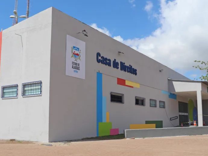 Casa de Direitos de Macei&oacute; e Arapiraca est&atilde;o com mais de 2 mil carteiras de indentidade aguardando retirada.