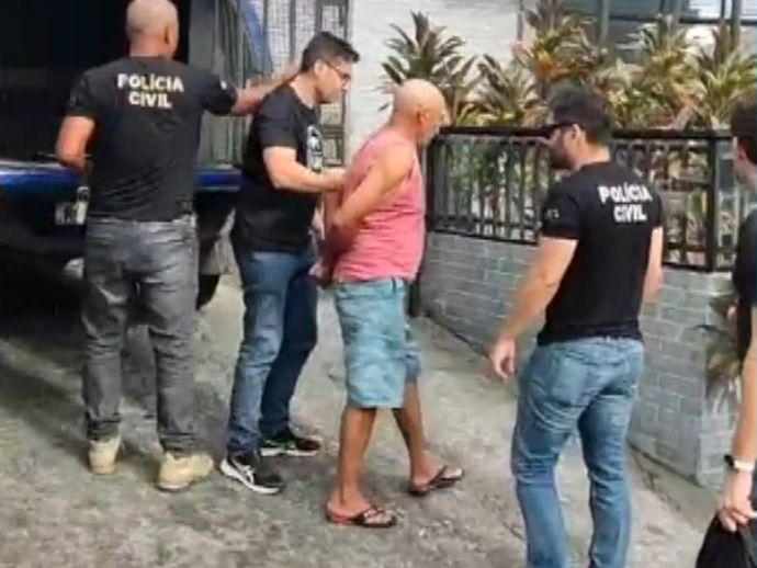Pol&iacute;cia prende suspeito de matar ex-cunhado e esfaquear a ex-mulher em Condado