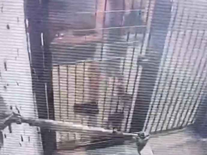 Jovem de 19 anos &eacute; v&iacute;tima de assalto no bairro de Boa Viagem