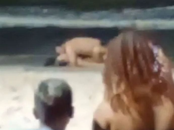 Casal flagrado em atividade sexual na praia de Ponta Verde causa polêmica