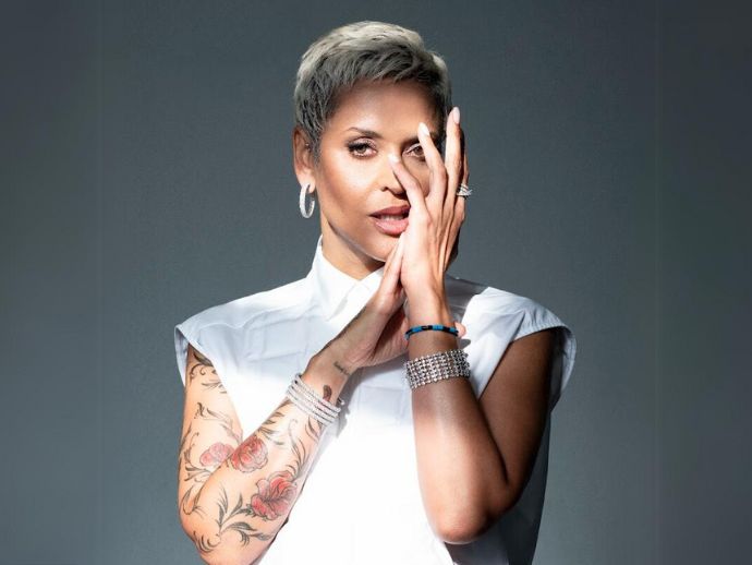 Mariza, destaque da M&uacute;sica Portuguesa, se apresenta no Teatro Guararapes