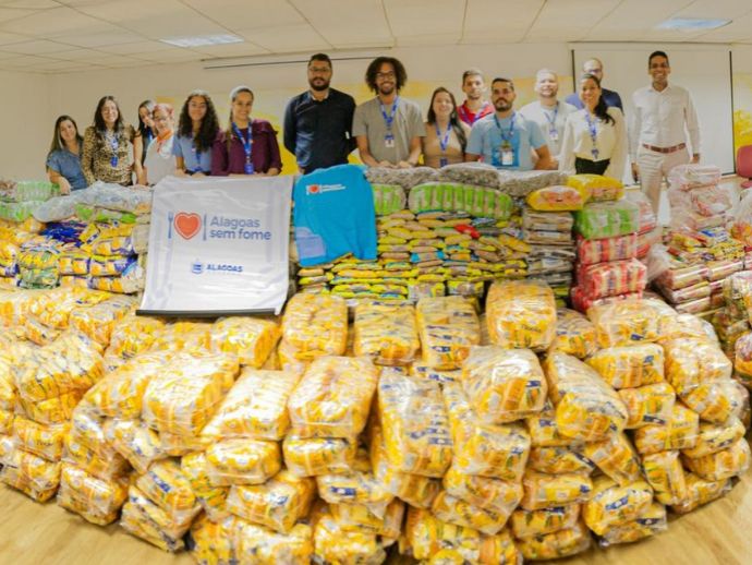 Equipe da Sefaz-AL arrecada mais de 3,5 toneladas de alimentos para a campanha Alagoas Sem Fome