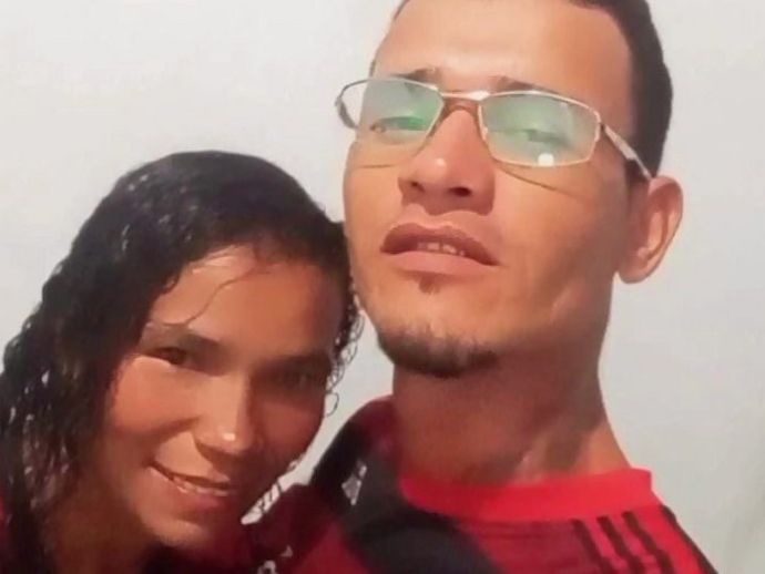 Suspeito de matar companheira se apresenta em delegacia, mas &eacute; liberado.