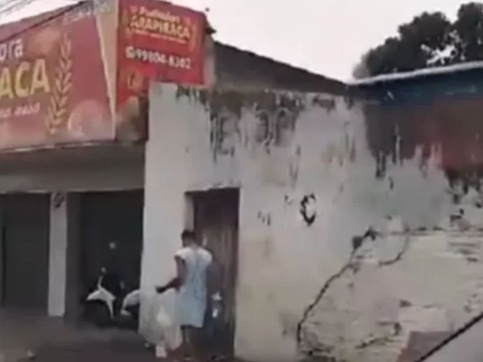 Homem com sonda de colostomia &eacute; encontrado vagando em Arapiraca ap&oacute;s fuga de hospital