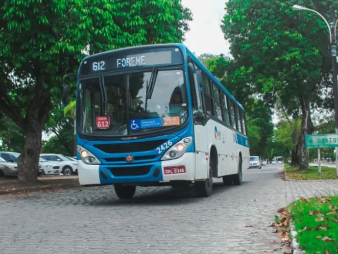 Nova linha de &ocirc;nibus ser&aacute; implementada a partir de segunda-feira na Ufal.