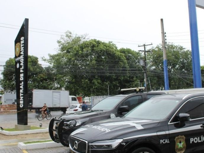 Homem &eacute; v&iacute;tima de extors&atilde;o, sequestro e c&aacute;rcere privado em Macei&oacute; ap&oacute;s contratar servi&ccedil;o de garota de programa