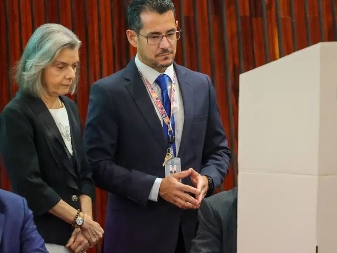 Elei&ccedil;&otilde;es 2024: TSE lacra sistema que ser&aacute; usado em urnas