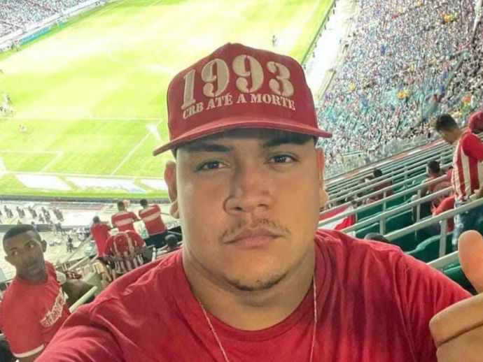 Integrante de torcida organizada &eacute; executado a tiros em Macei&oacute;