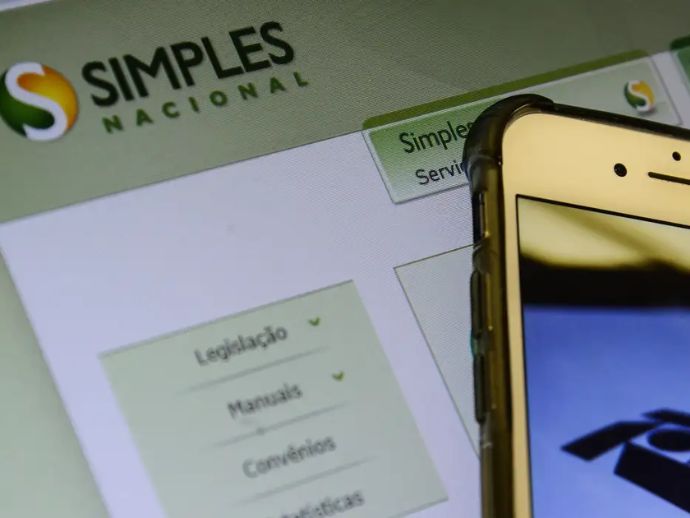 Empresas e MEI t&ecirc;m at&eacute; dia 31 para regularizar d&iacute;vidas com Simples 