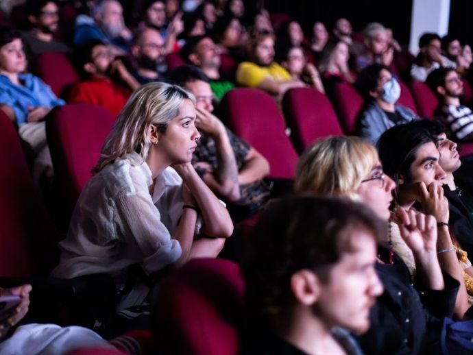 Janela Internacional de Cinema retorna ao S&atilde;o Luiz com programa&ccedil;&atilde;o especial