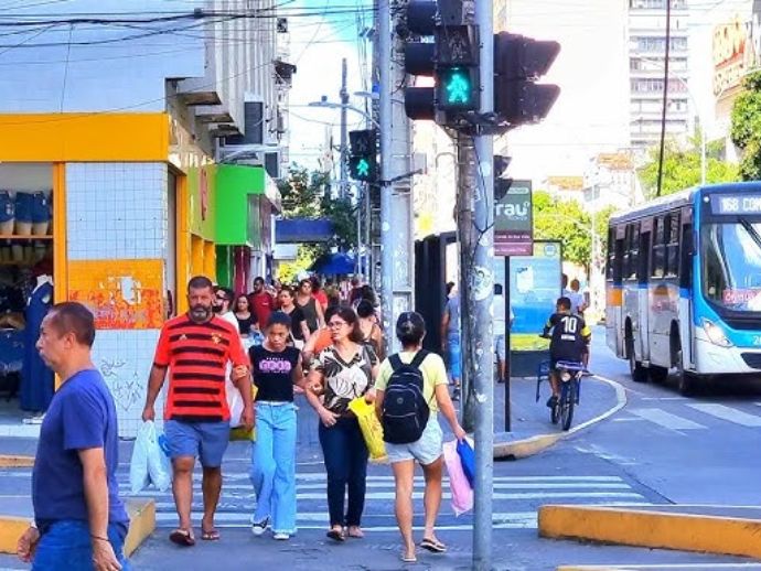 Feriado de 15 de novembro: confira o que abre e o que fecha no Grande Recife no Dia da Proclama&ccedil;&atilde;o da Rep&uacute;blica