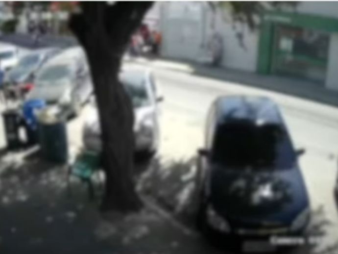 Jovem é morto a tiros dentro de comércio em Gravatá, Agreste de Pernambuco