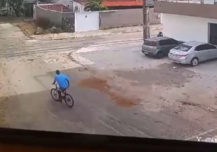 Gata é encontrada morta e com sinais de enforcamento em Candeias