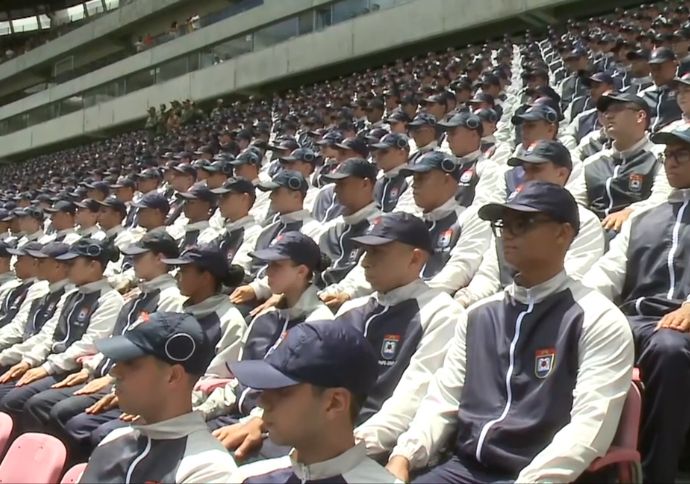 Governo de Pernambuco promove aula inaugural para 2,4 mil novos policiais militares