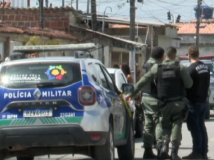 Adolescente de 17 anos é executado a tiros em plena rua em Peixinhos, Olinda