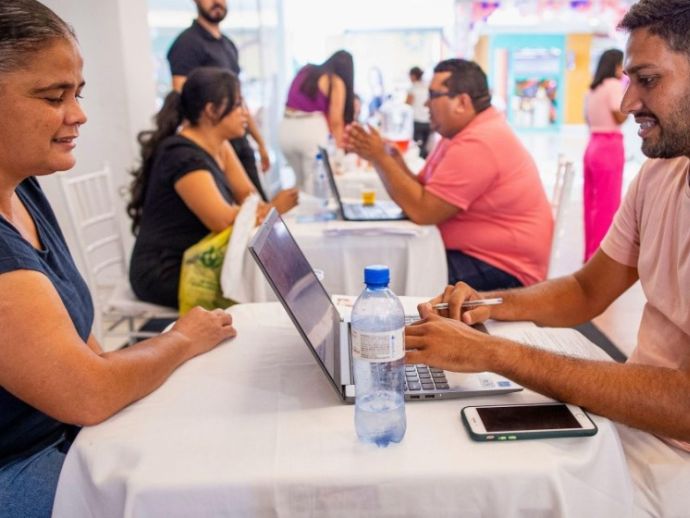 EMPREGA DELAS: Iniciativa gratuita para capacita&ccedil;&atilde;o profissional de mulheres 