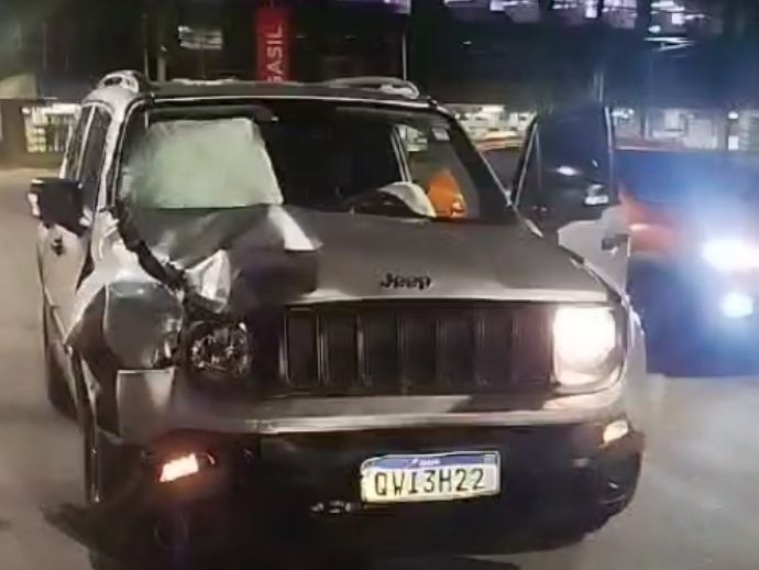 Motociclista morre ap&oacute;s colis&atilde;o com carro na Paju&ccedil;ara, em Macei&oacute;  