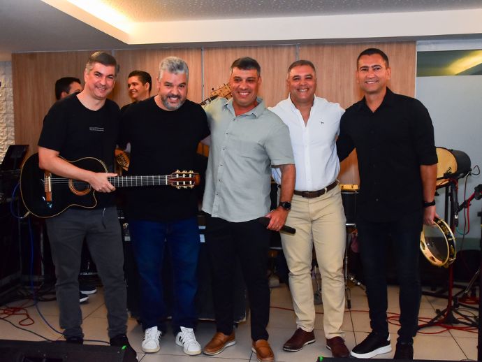 Grupo Pagun&ccedil;a celebra 30 anos de carreira com show especial no Recife