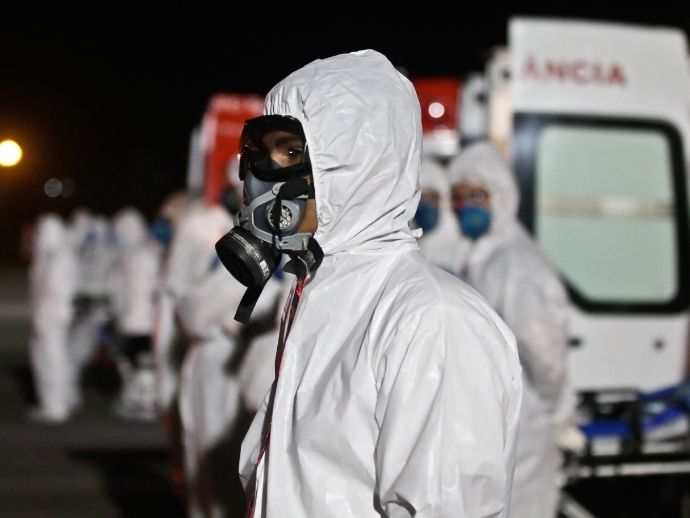 Cinco anos da primeira morte, de mais 700 mil, pelo coronavírus no Brasil