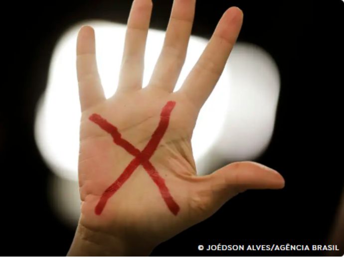 Cerca de 40% das medidas protetivas em Pernambuco envolvem trabalhadores da constru&ccedil;&atilde;o civil, apontou uma pesquisa