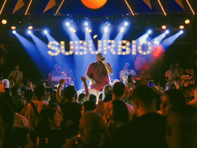 Tiee traz o projeto &ldquo;Sub&uacute;rbio&rdquo; para Recife em show especial no Parador